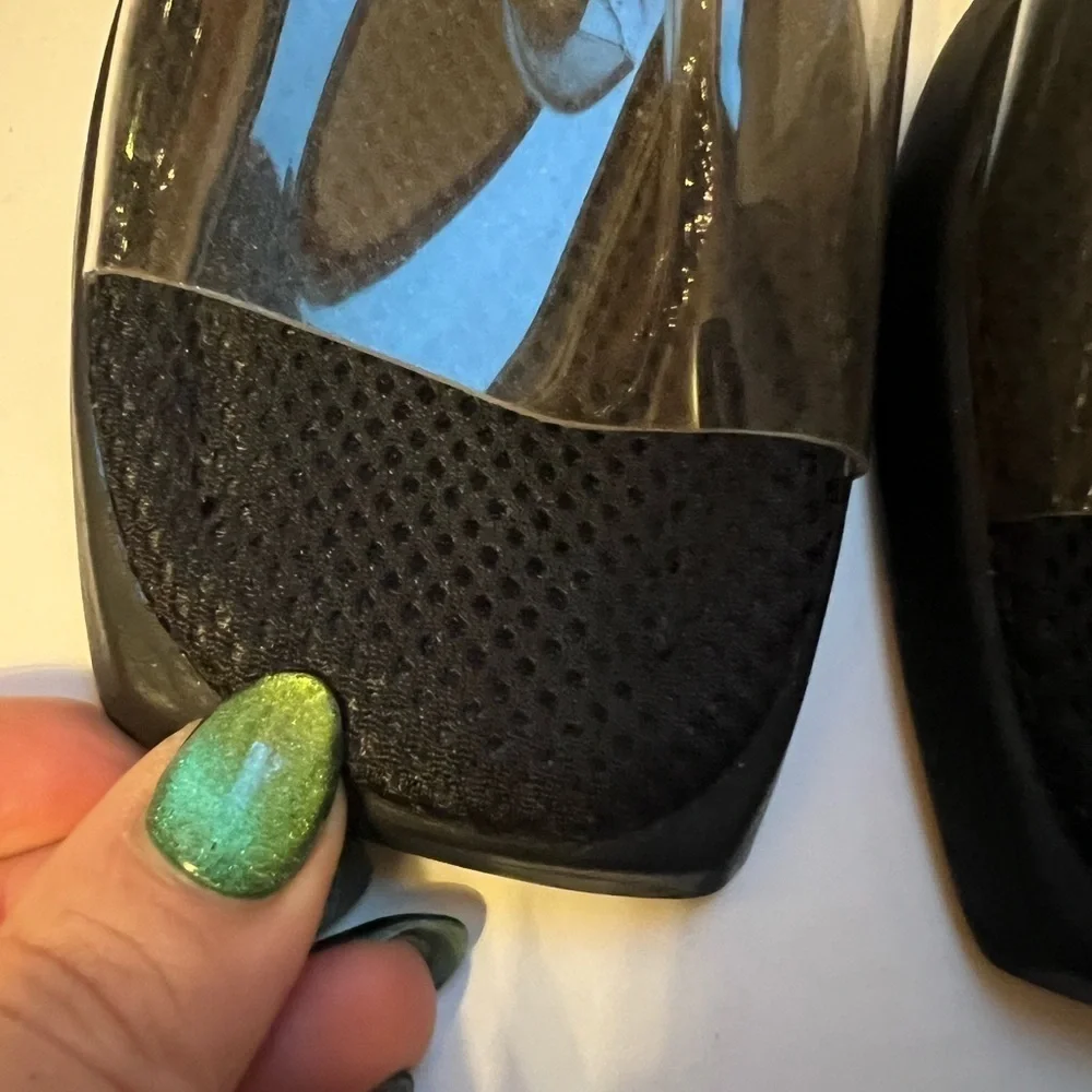 Liz Claiborne Clear Band Black Beach Platform Slides